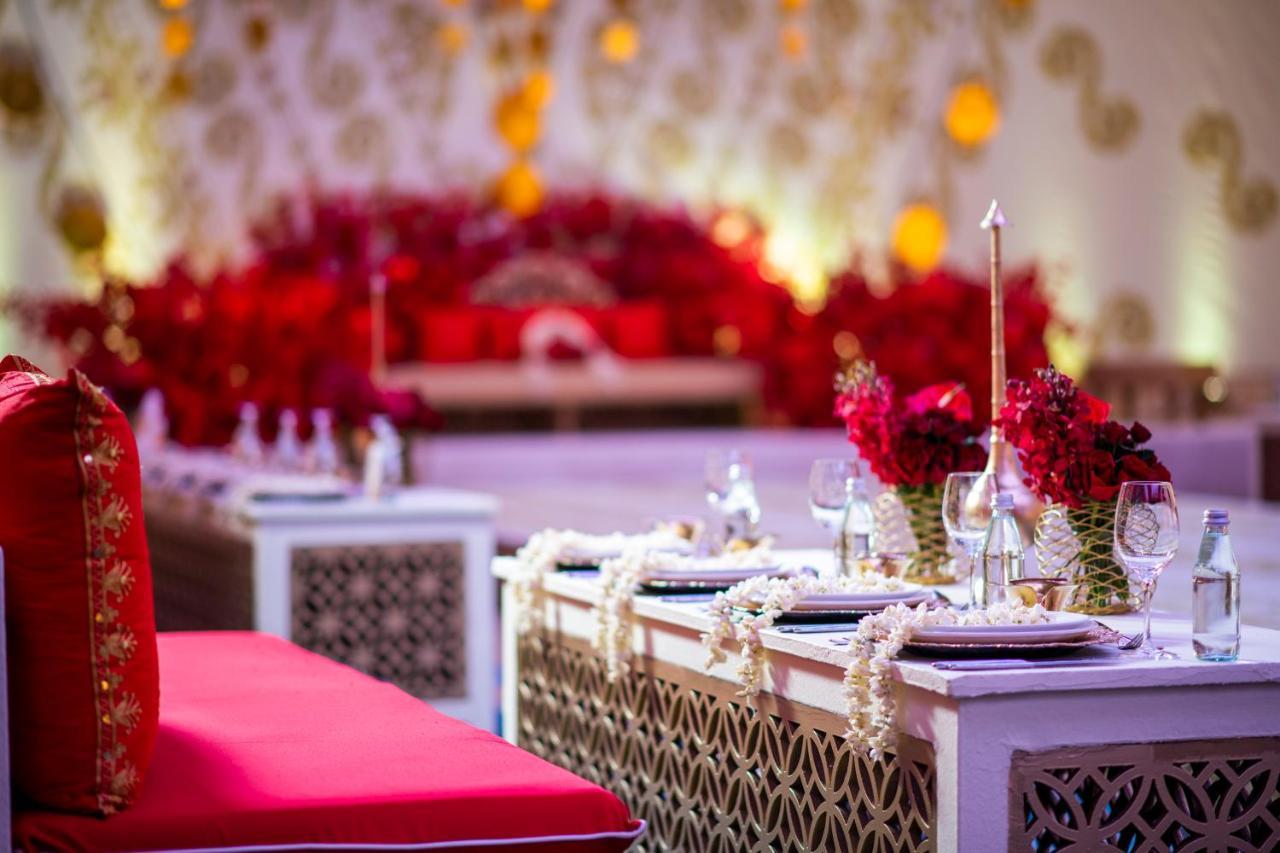 Crowne Plaza Doha - The Business Park By Ihg Hotel Luaran gambar A traditional Moroccan wedding